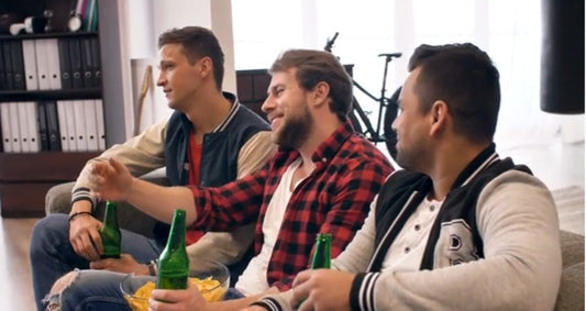 Hosting a Super Bowl Party? Here’s How to Set Up Your Space Fast!